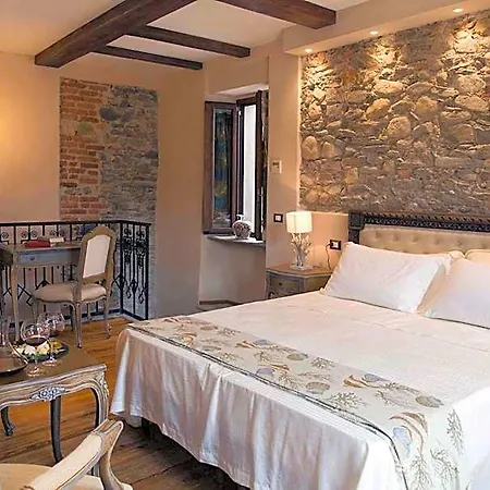 Boutique Elvezia Hotel *